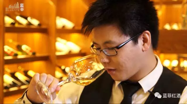 6個(gè)步驟,資深品酒師教你如何來品葡萄酒
